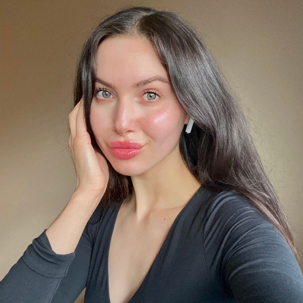 Meet your Posher, Carly